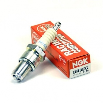 Bujia ngk BR8EG racing, validas para motos enduro 2T